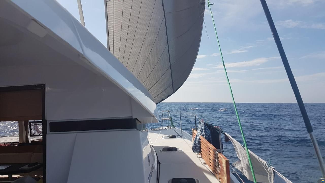 Lagoon 42