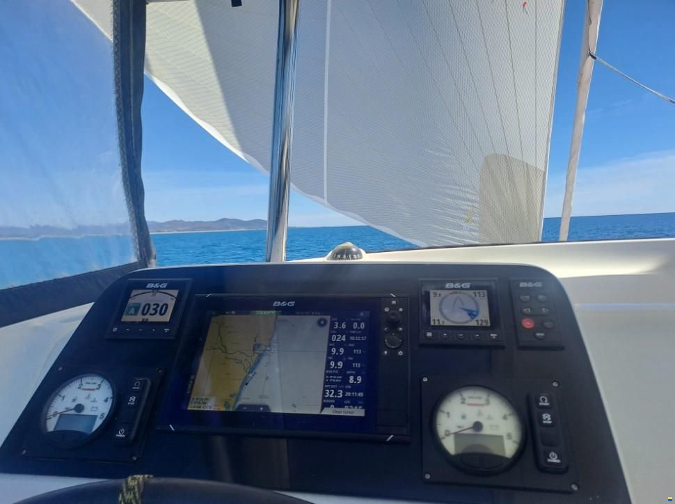Lagoon 42