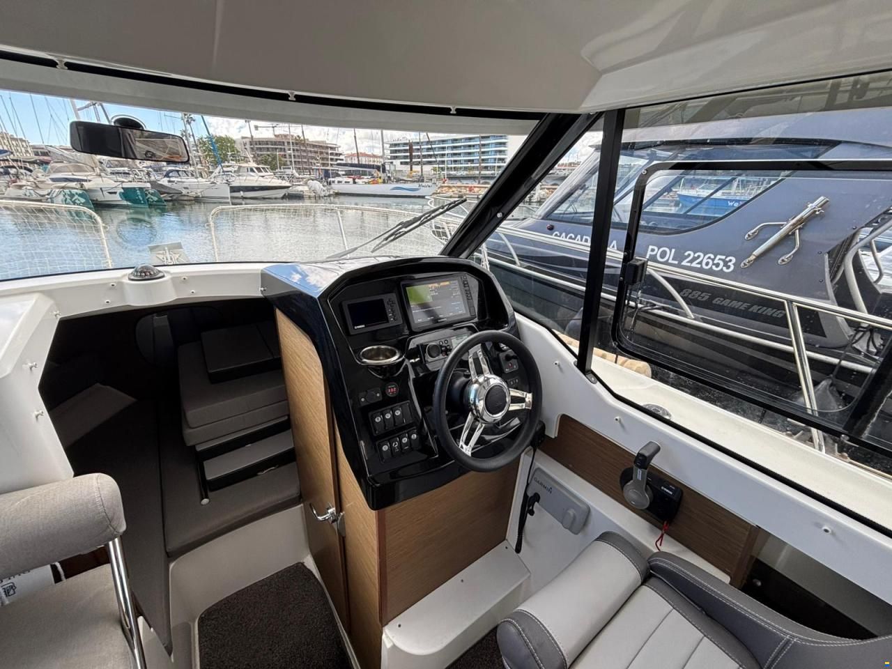 Jeanneau Merry Fisher 795
