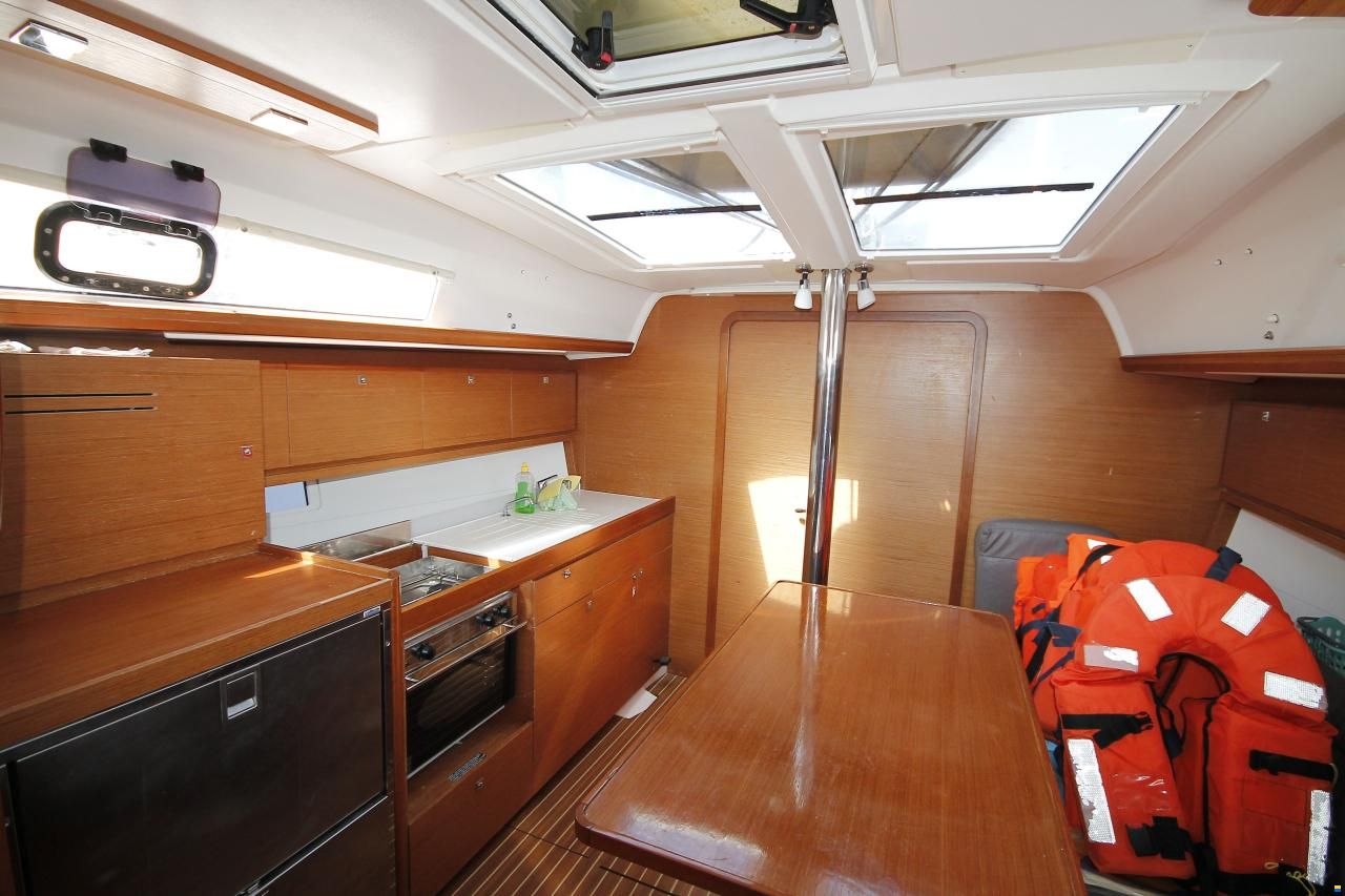 Dufour 382 Grand Large