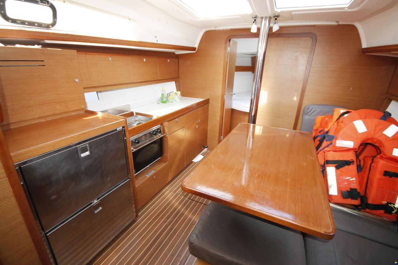 Dufour 382 Grand Large