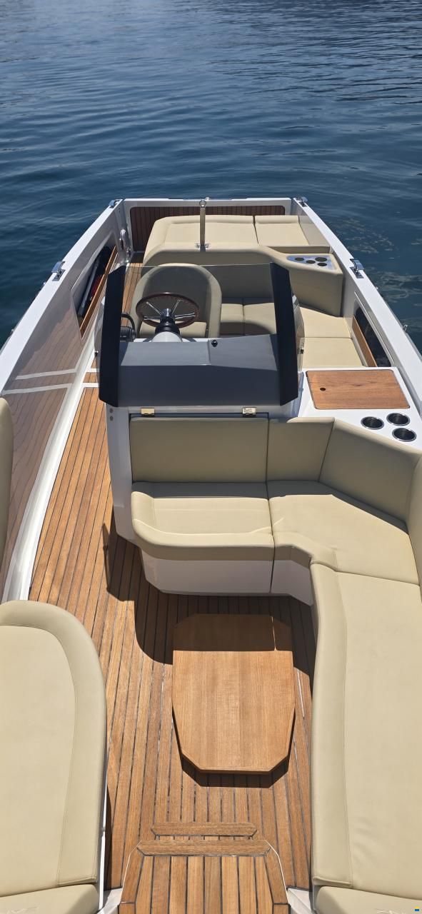 Ganz Boats OVATION 7.6 OPEN