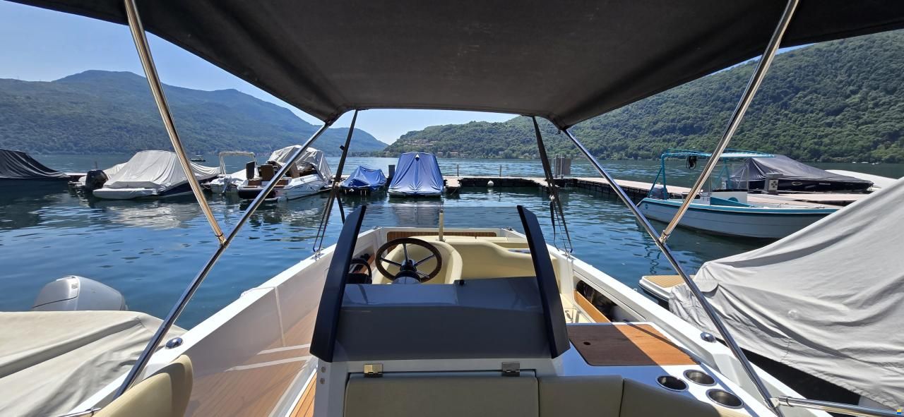 Ganz Boats OVATION 7.6 OPEN
