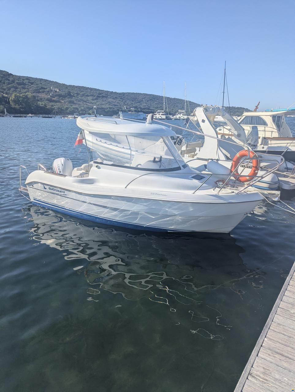Quicksilver 530 Pilothouse