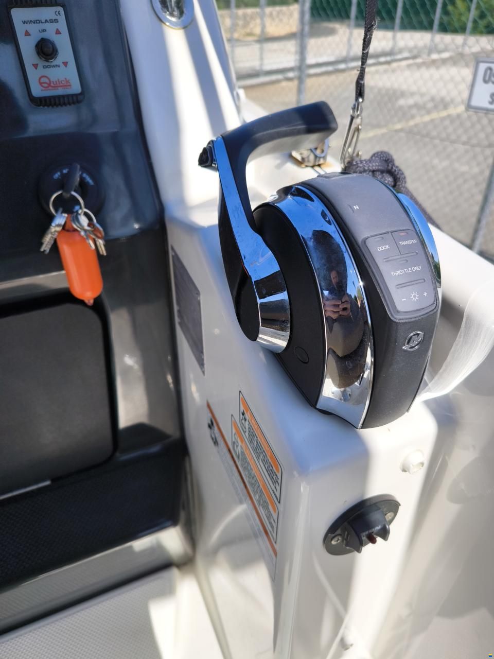 Quicksilver 675 Activ Sundeck
