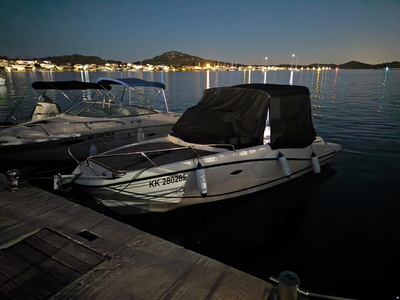 Quicksilver 675 Activ Sundeck