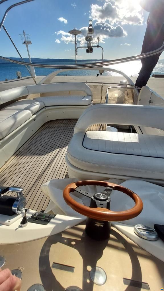 Fairline Phantom 42