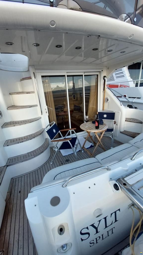Fairline Phantom 42