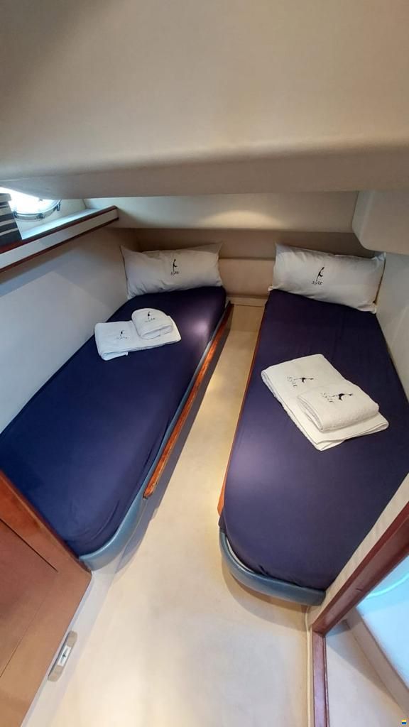 Fairline Phantom 42