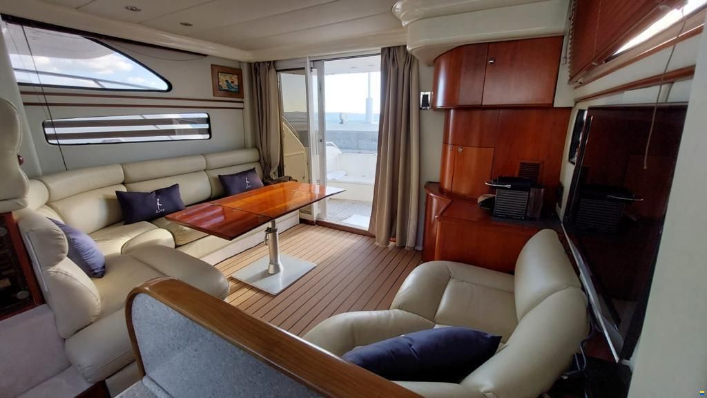 Fairline Phantom 42