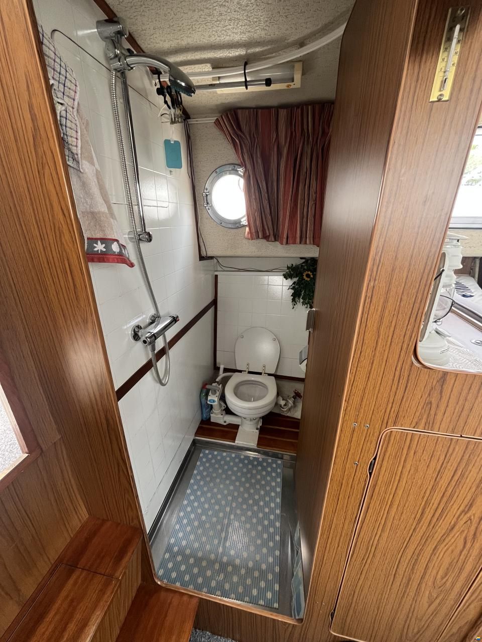 Amerglass 32