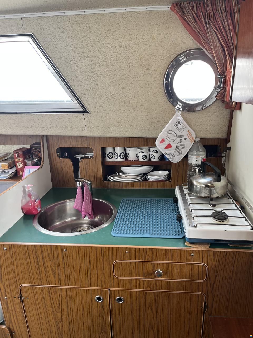 Amerglass 32