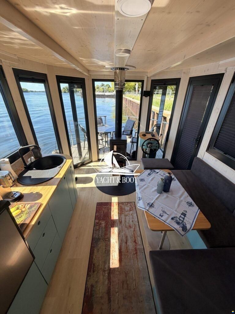 Nautilus Nautiki Maxi