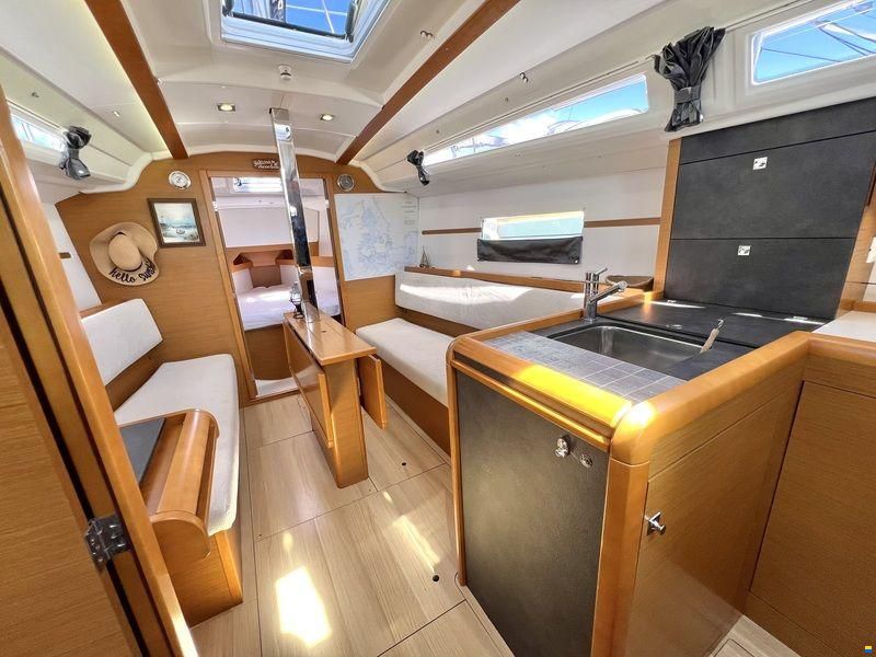 Jeanneau Sun Odyssey 349