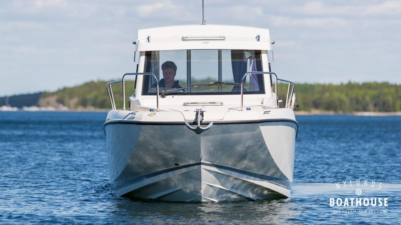 Quicksilver Activ 675 Weekend