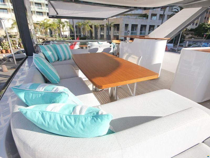 Azimut Yacht 78