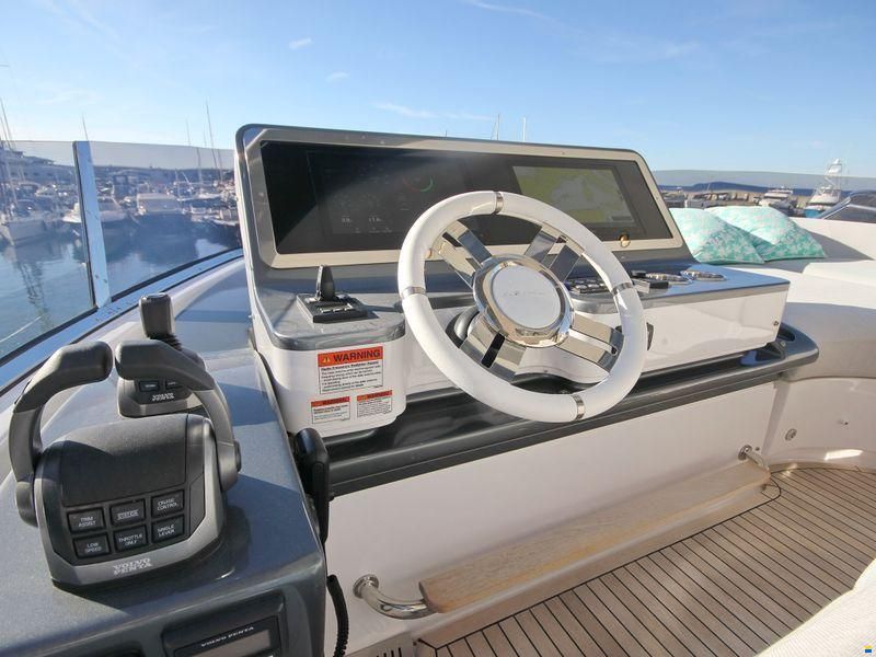 Azimut Yacht 78