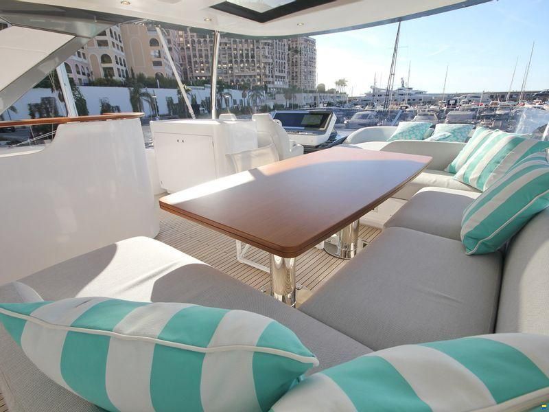 Azimut Yacht 78