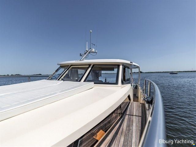 Greenline 33