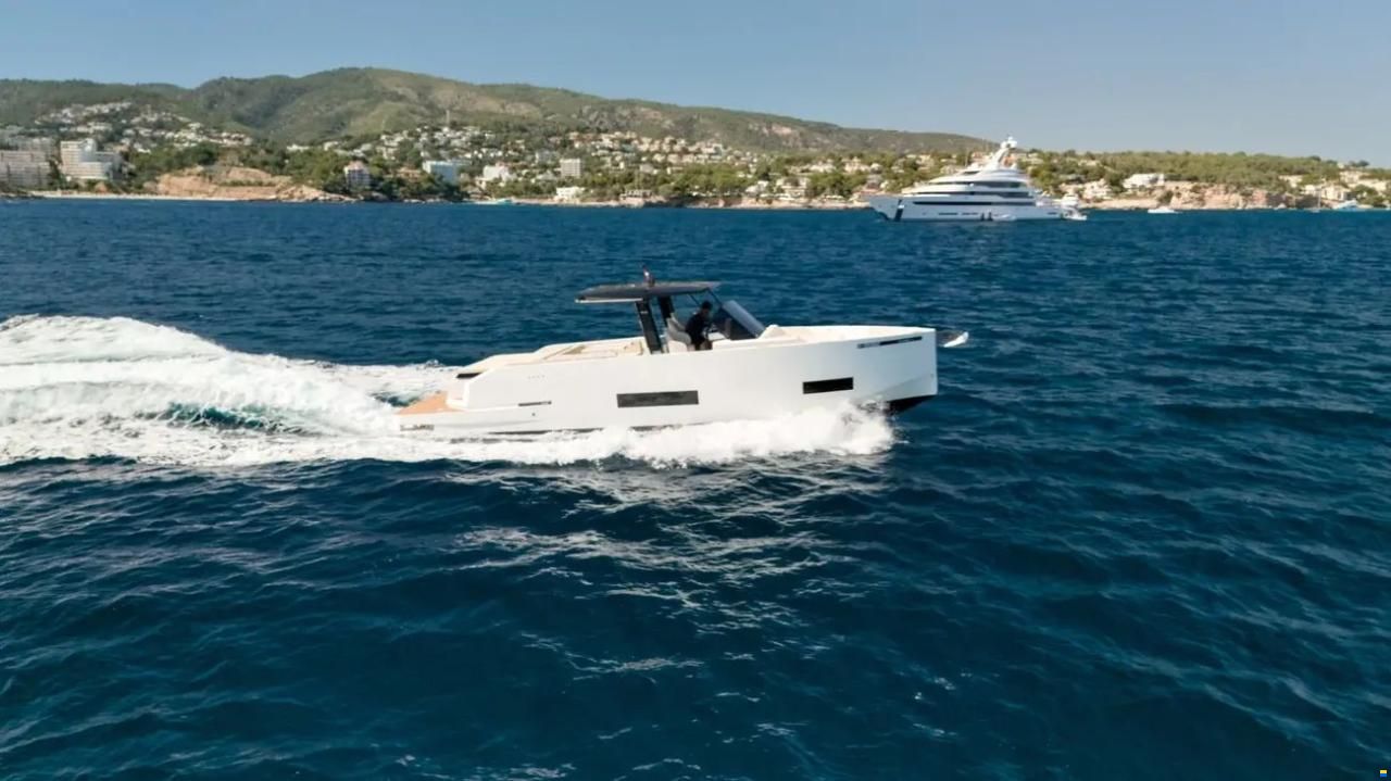 De Antonio D42 Open