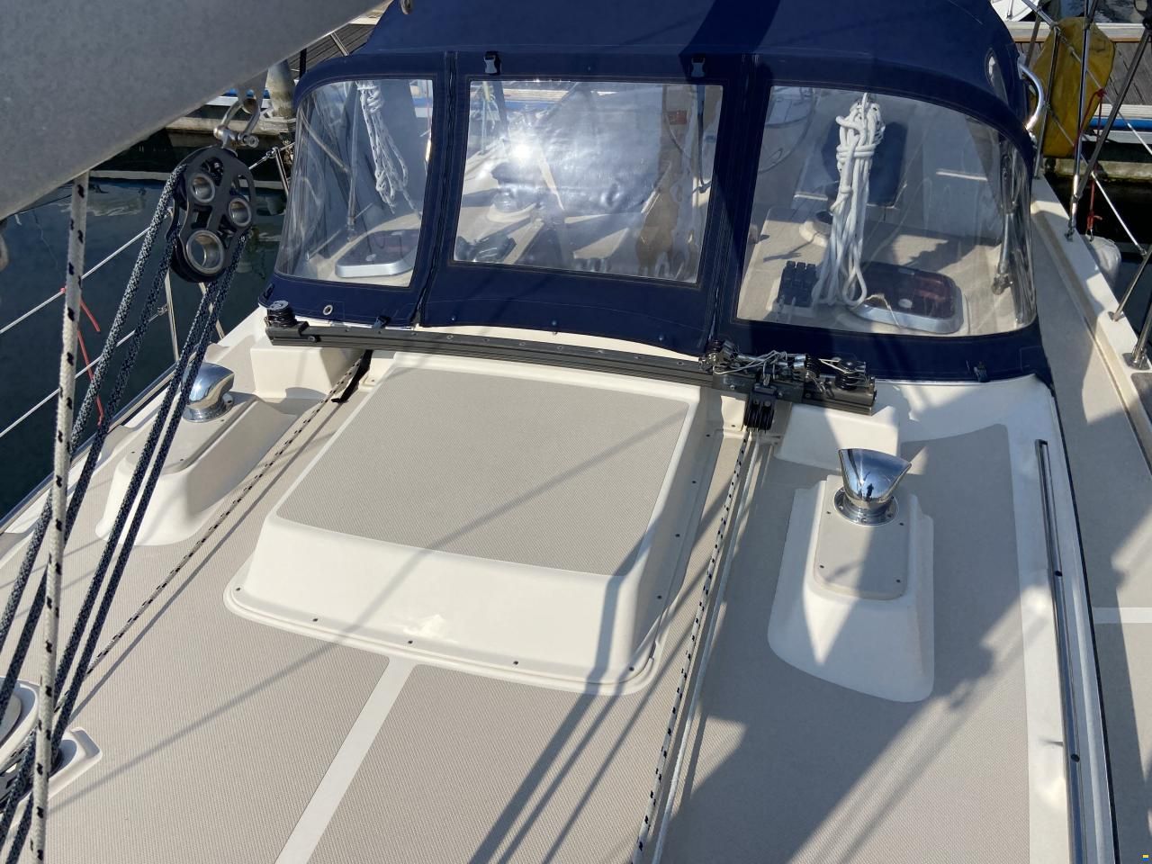 Island Packet Estero