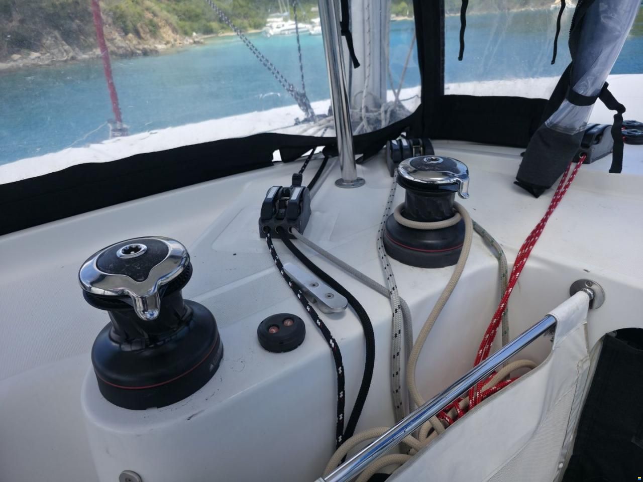 Lagoon 42