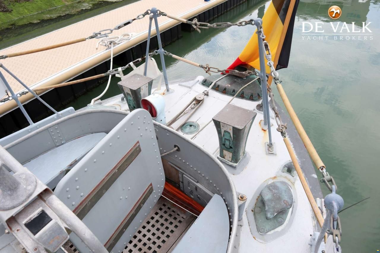 Waarschip 1076 Custom