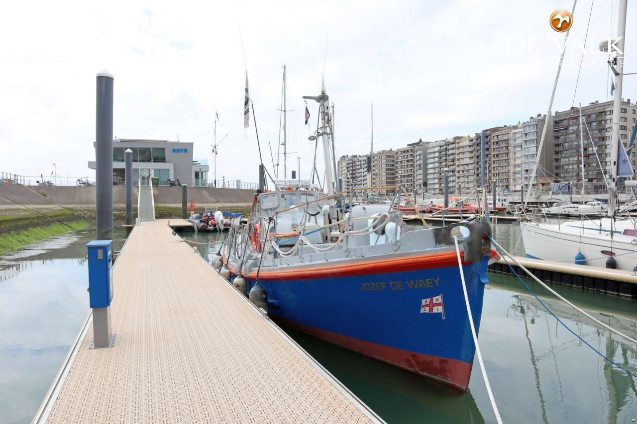 Waarschip 1076 Custom