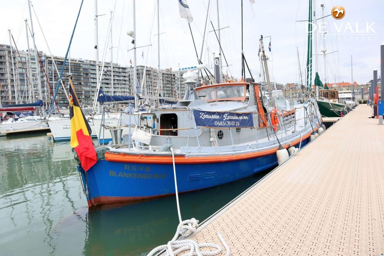 Waarschip 1076 Custom