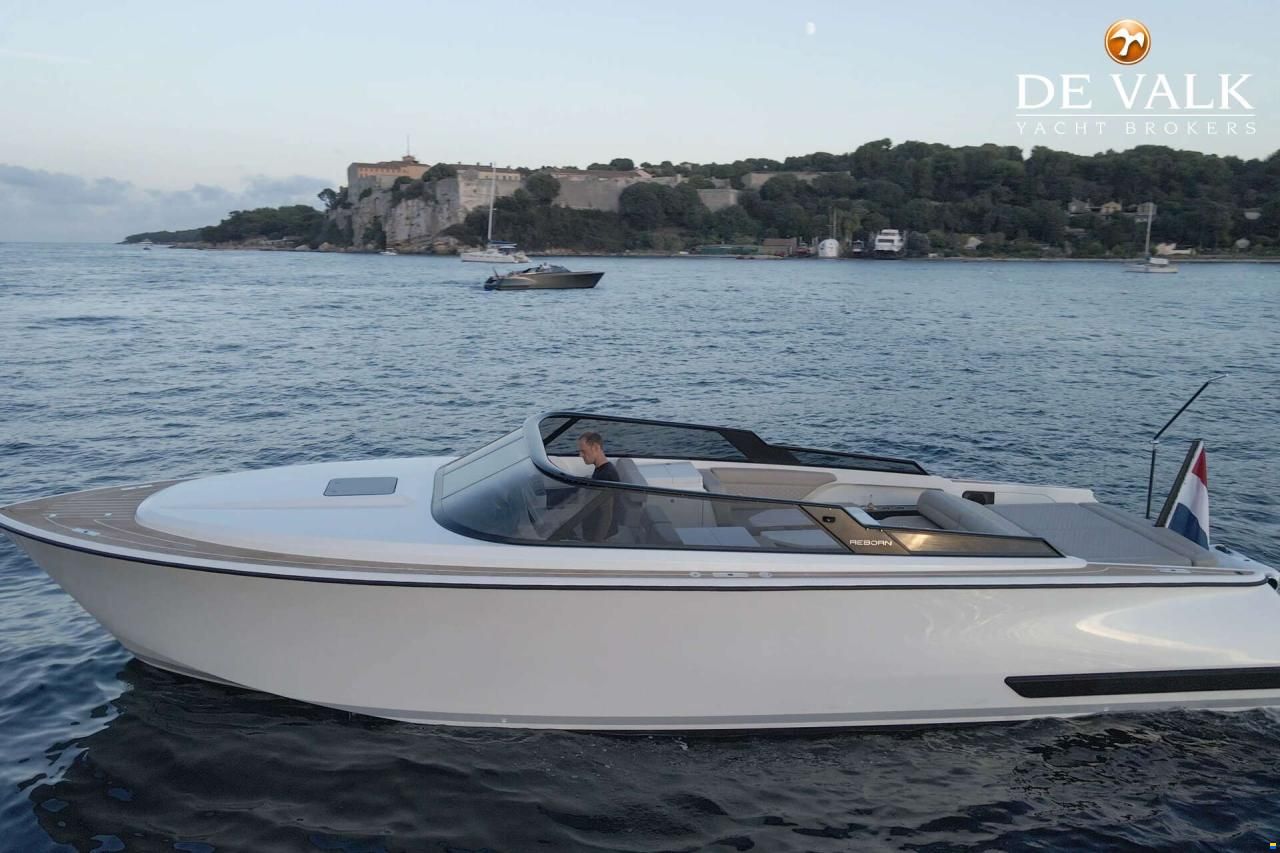 Reborn 40 R Cabin