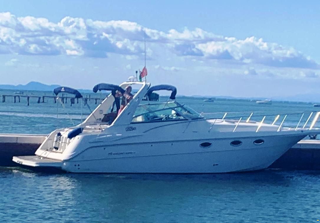 Monterey 322 Cruiser