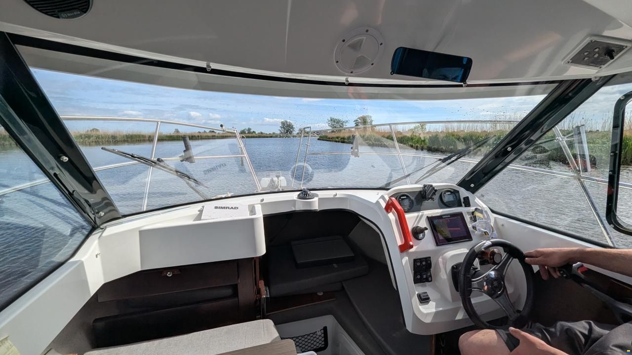 Jeanneau Merry Fisher 605