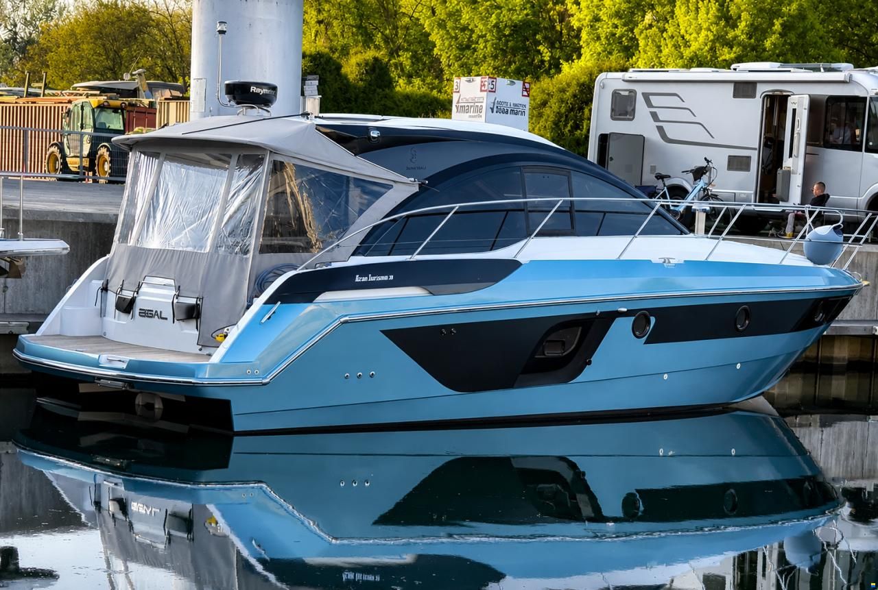 Beneteau Gran Turismo 38