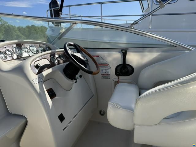 Sea Ray 240 DA