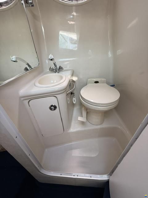 Sea Ray 240 DA