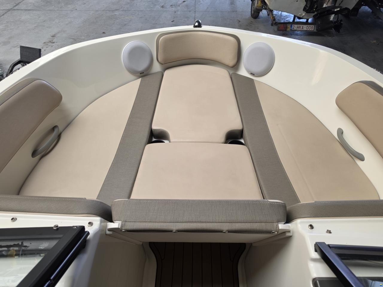 Bayliner VR6
