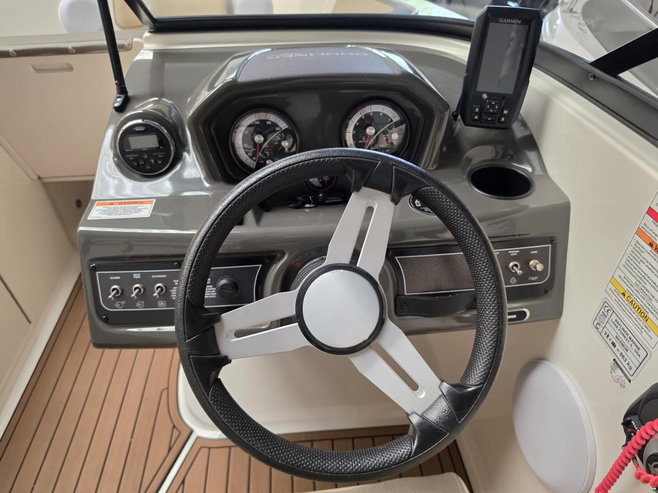 Bayliner VR6