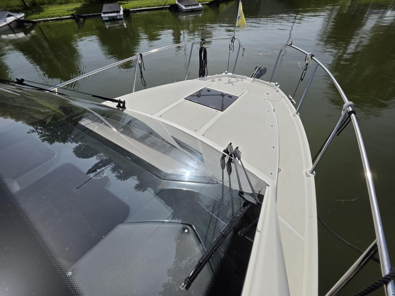 Quicksilver 855 Weekender