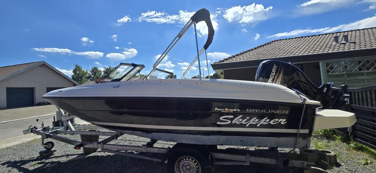Bayliner Element e5