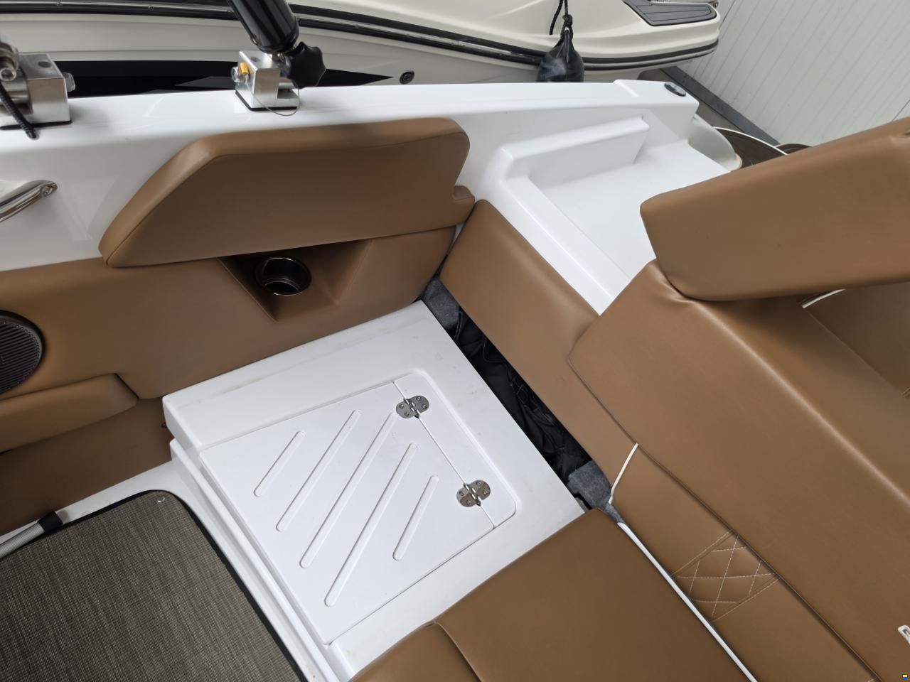 Glastron GT 205