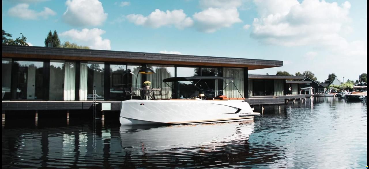 Admiraal Luxury Alu'tender 77