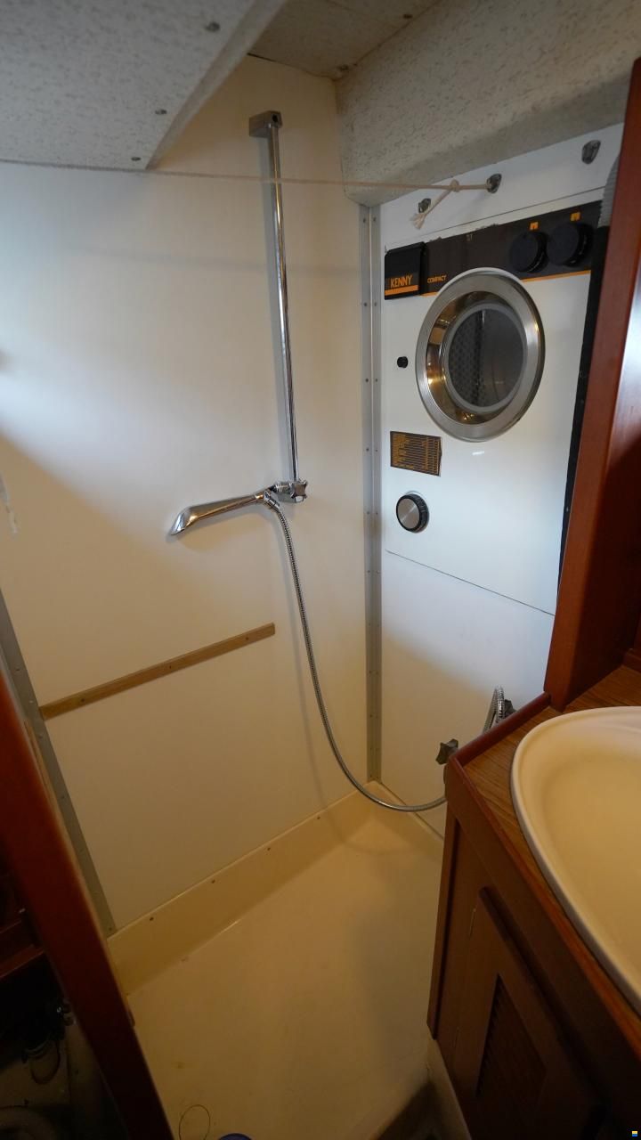Hallberg-Rassy 49