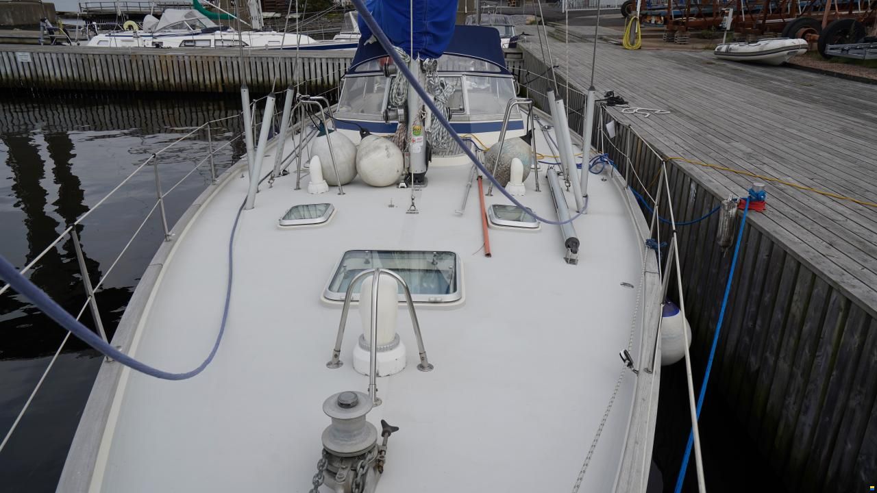 Hallberg-Rassy 49