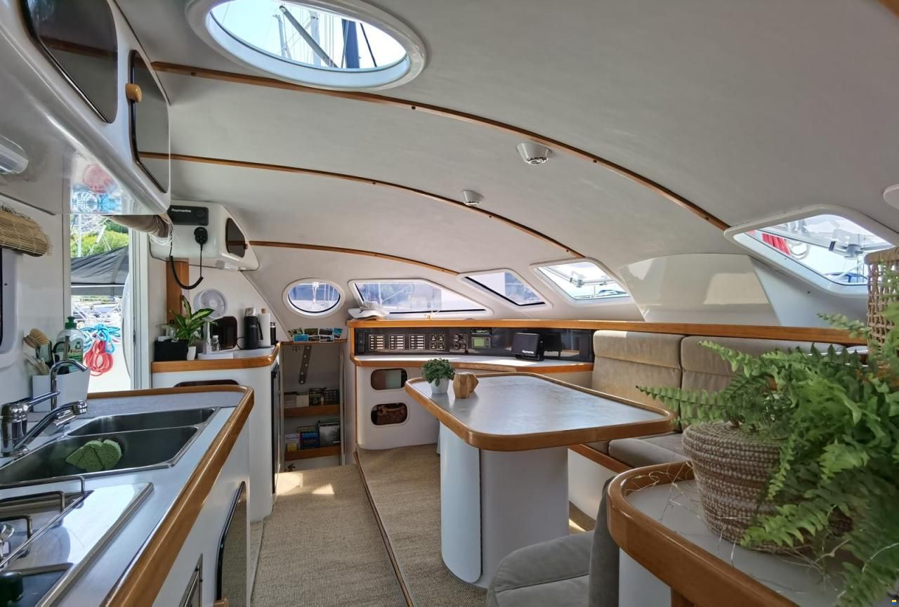 Outremer Danson 45