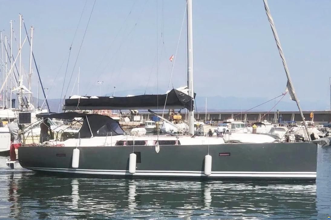 Hanse 445
