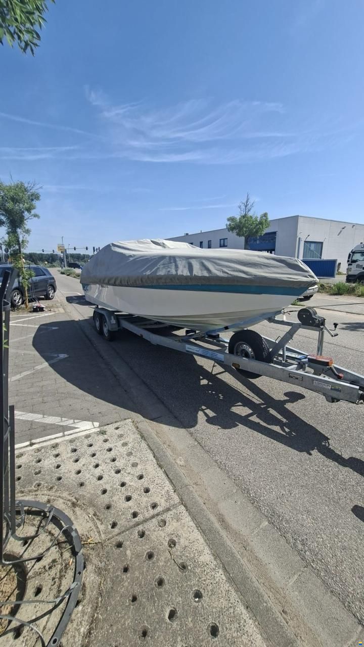 Aquatron 2350 DAYCRUISER