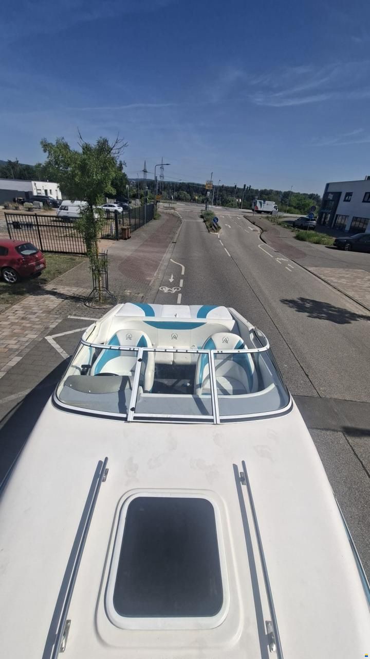 Aquatron 2350 DAYCRUISER