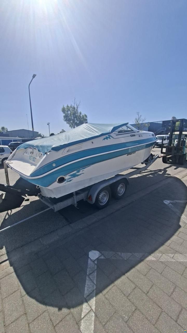 Aquatron 2350 DAYCRUISER