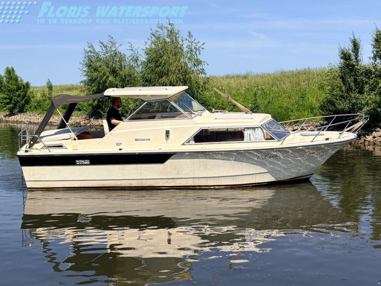 Marco Yachts 810