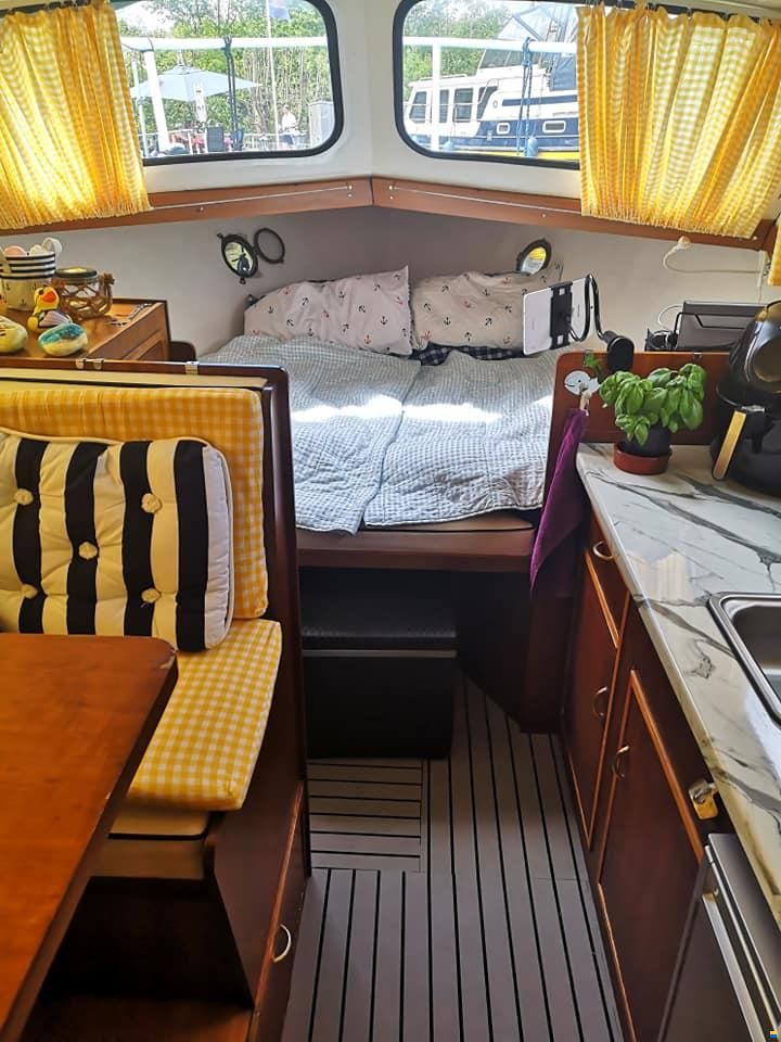 Ariadne 850